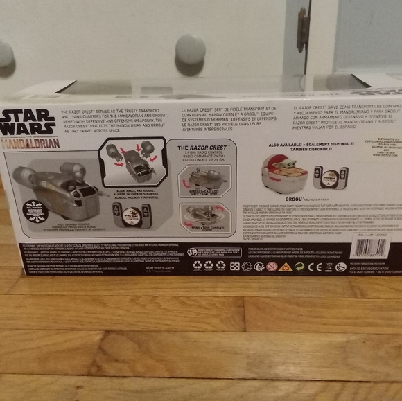 Star Wars The Mandalorian Razor Crest Radio 2.4 GHz Radio Remote Control Toy - Picture 2 of 2